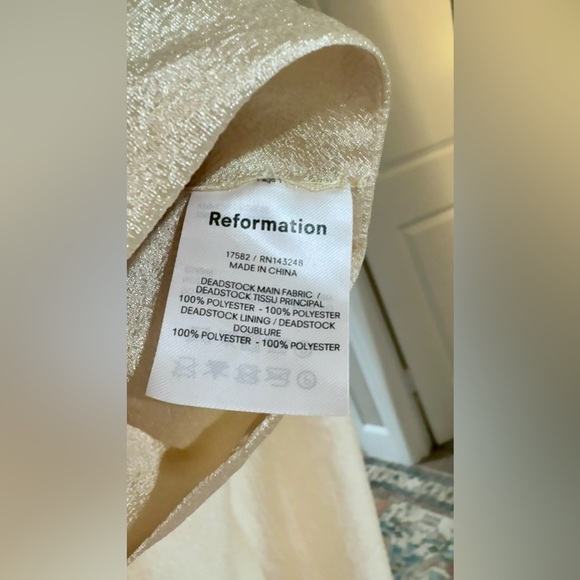 Reformation Carlow Two Piece in Buttercream, size 4, brand new, never worn. - Picture 14 of 16